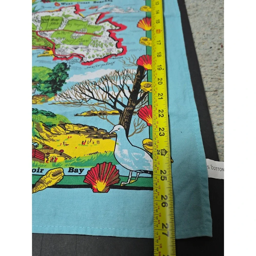 Tea towel Hern Island 27x19, colorful,‎ bright, hanging hook, 100% cotton